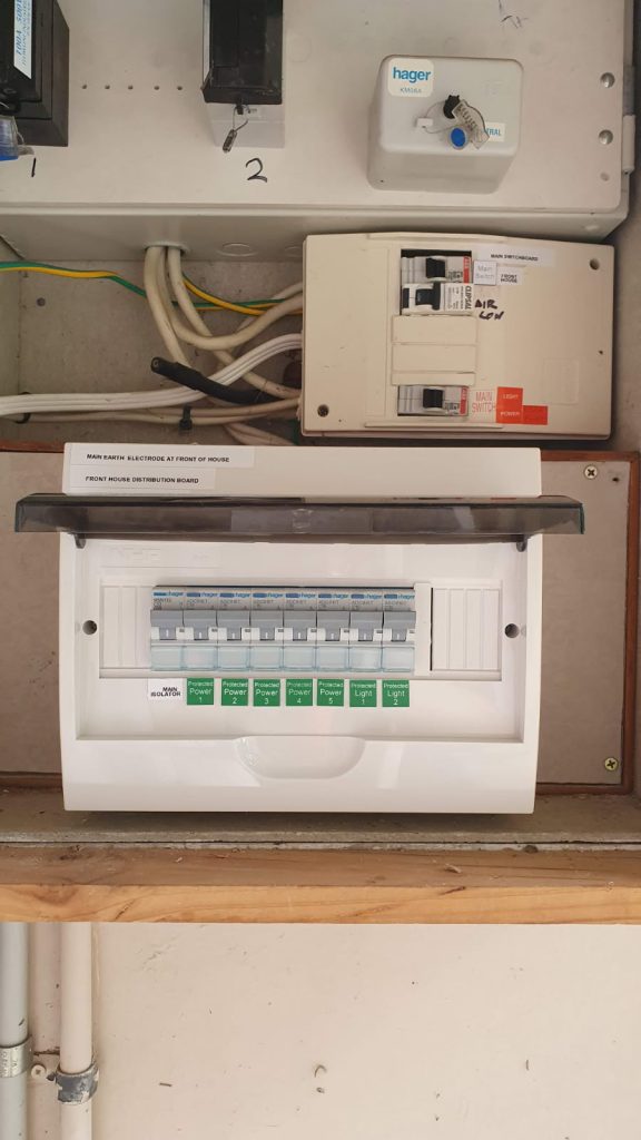 Is your circuit breaker constantly tripping? Discover the 5 most common causes and safe solutions with Nillumbik Electrical. Protect your Melbourne home and family today.